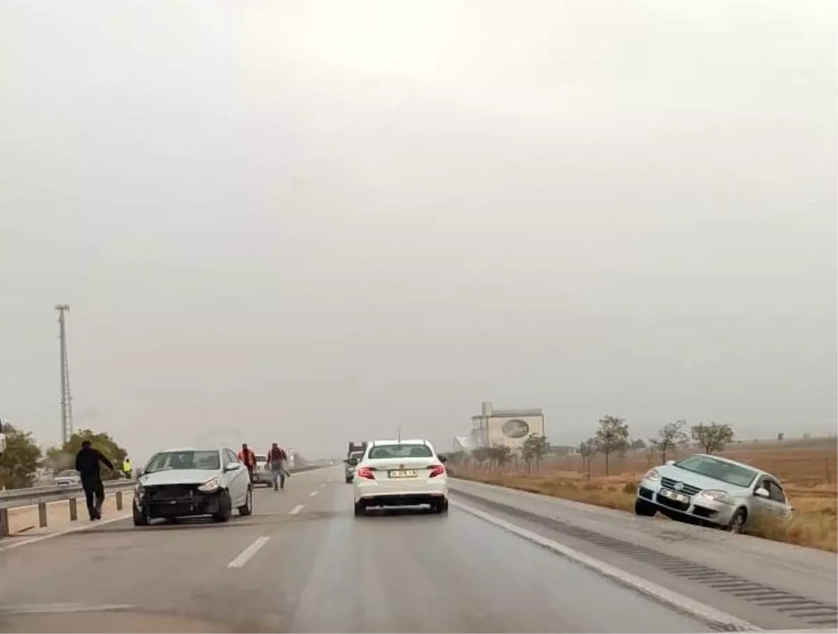 Konya-Ankara Yolunda Zincirleme Kaza
