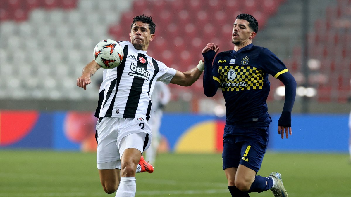 Beşiktaş’a kötü haber! Gabriel Paulista maça devam edemedi