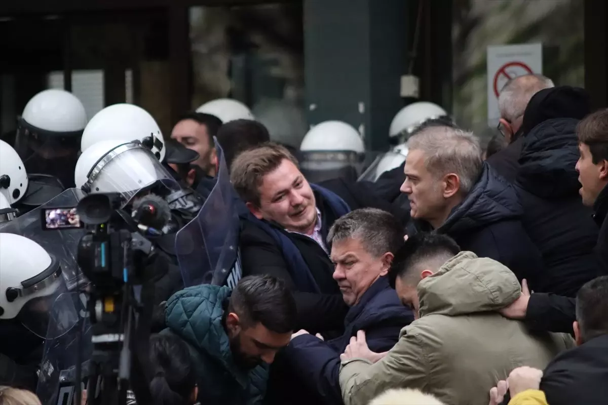Novi Sad’da Protestolar Devam Ediyor