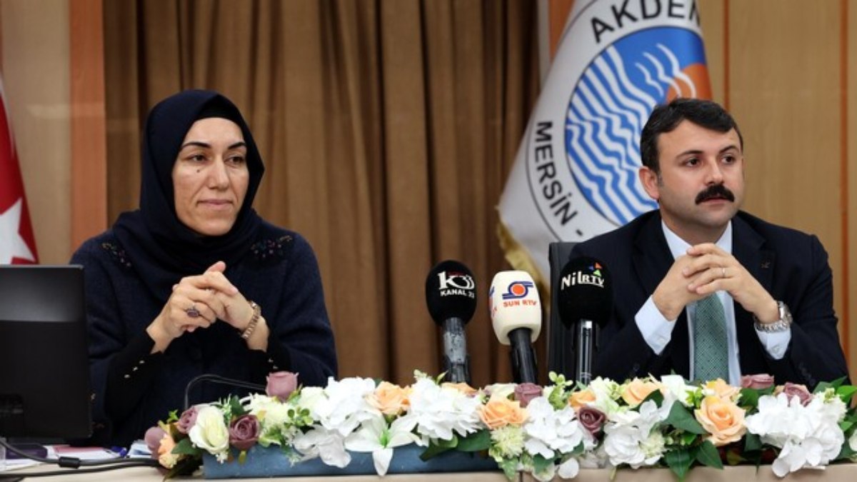 Mersin Akdeniz Belediyesi’ne kayyum atandı